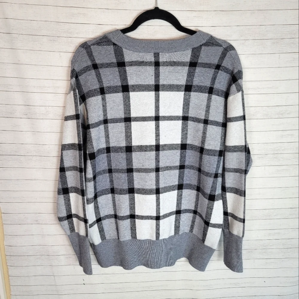 RACHEL ZOE GRAY PLAID V NECK BUTTON UP CARDIGAN SWEATER, SZ SMALL